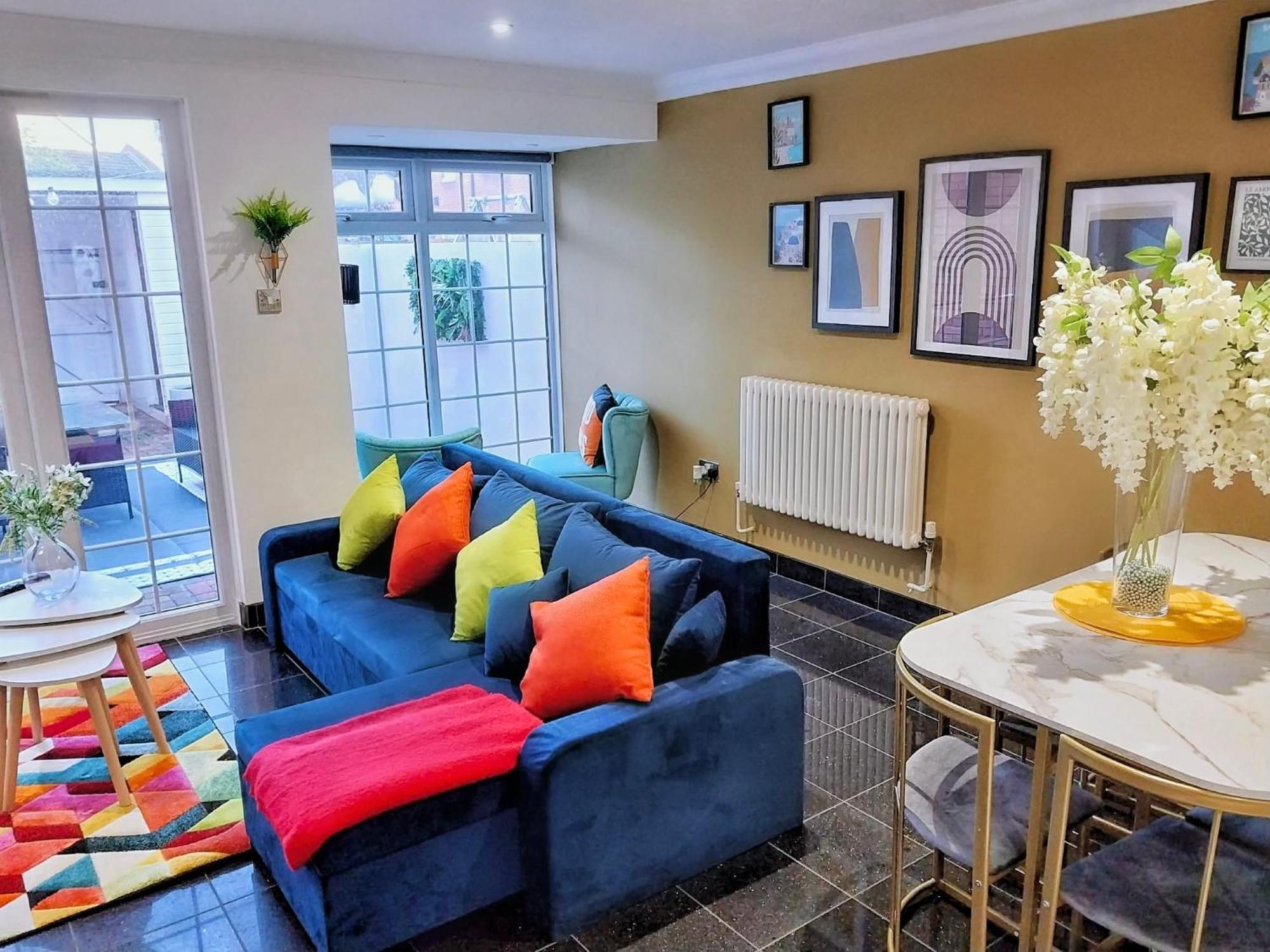 Charming 3-Bedroom House With Garden In Portsmouth, Close Parking, Train Station & Gunwharf Εξωτερικό φωτογραφία